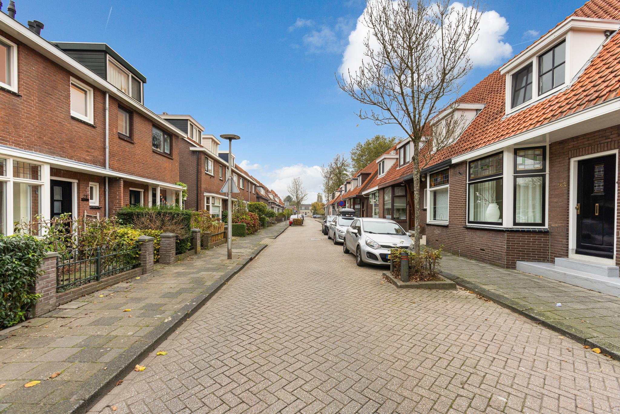 Oranjestraat 25