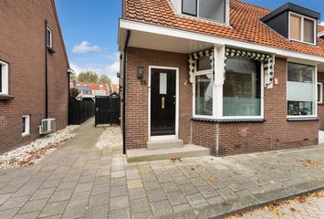 Oranjestraat 25, HENDRIK-IDO-AMBACHT