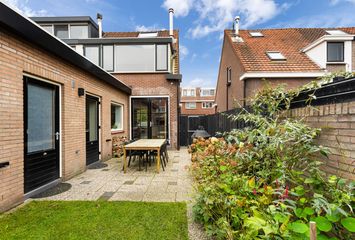 Oranjestraat 25, HENDRIK-IDO-AMBACHT