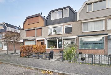 Roodenburgstraat 10, HENDRIK-IDO-AMBACHT