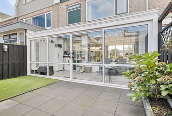 Roodenburgstraat 10, HENDRIK-IDO-AMBACHT