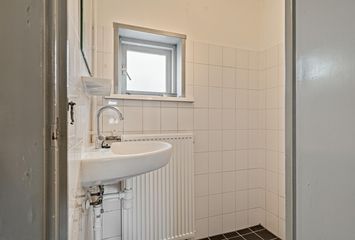 Kastanjelaan 18, ALBLASSERDAM