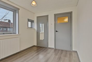 Kastanjelaan 18, ALBLASSERDAM