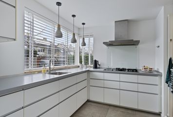 Van der Lekstraat 10, HENDRIK-IDO-AMBACHT