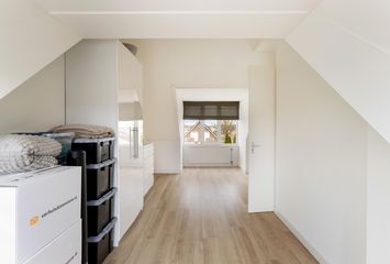 Zalm 11, HENDRIK-IDO-AMBACHT