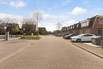 Zalm 11, HENDRIK-IDO-AMBACHT