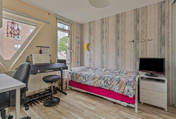 De Hoge Bogerd 134, HENDRIK-IDO-AMBACHT