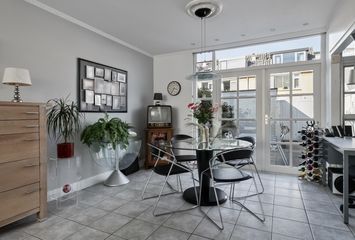 Aert van Nesstraat 22, HENDRIK-IDO-AMBACHT