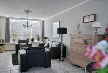 Aert van Nesstraat 22, HENDRIK-IDO-AMBACHT