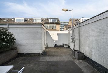 Aert van Nesstraat 22, HENDRIK-IDO-AMBACHT
