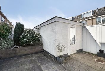 Aert van Nesstraat 22, HENDRIK-IDO-AMBACHT