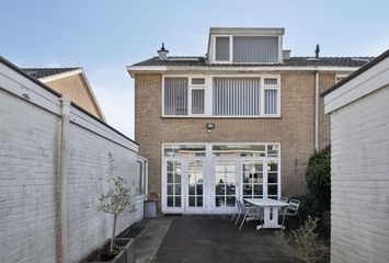 Aert van Nesstraat 22, HENDRIK-IDO-AMBACHT