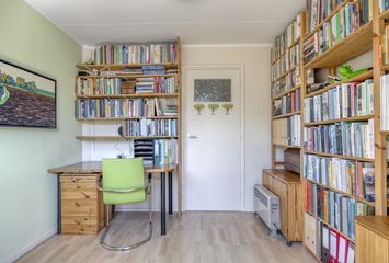 Opvliet 4, HENDRIK-IDO-AMBACHT