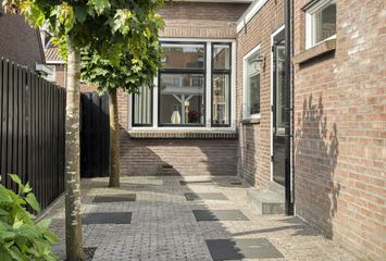 Oranjestraat 23, HENDRIK-IDO-AMBACHT