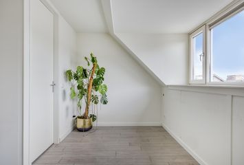Steur 146, HENDRIK-IDO-AMBACHT