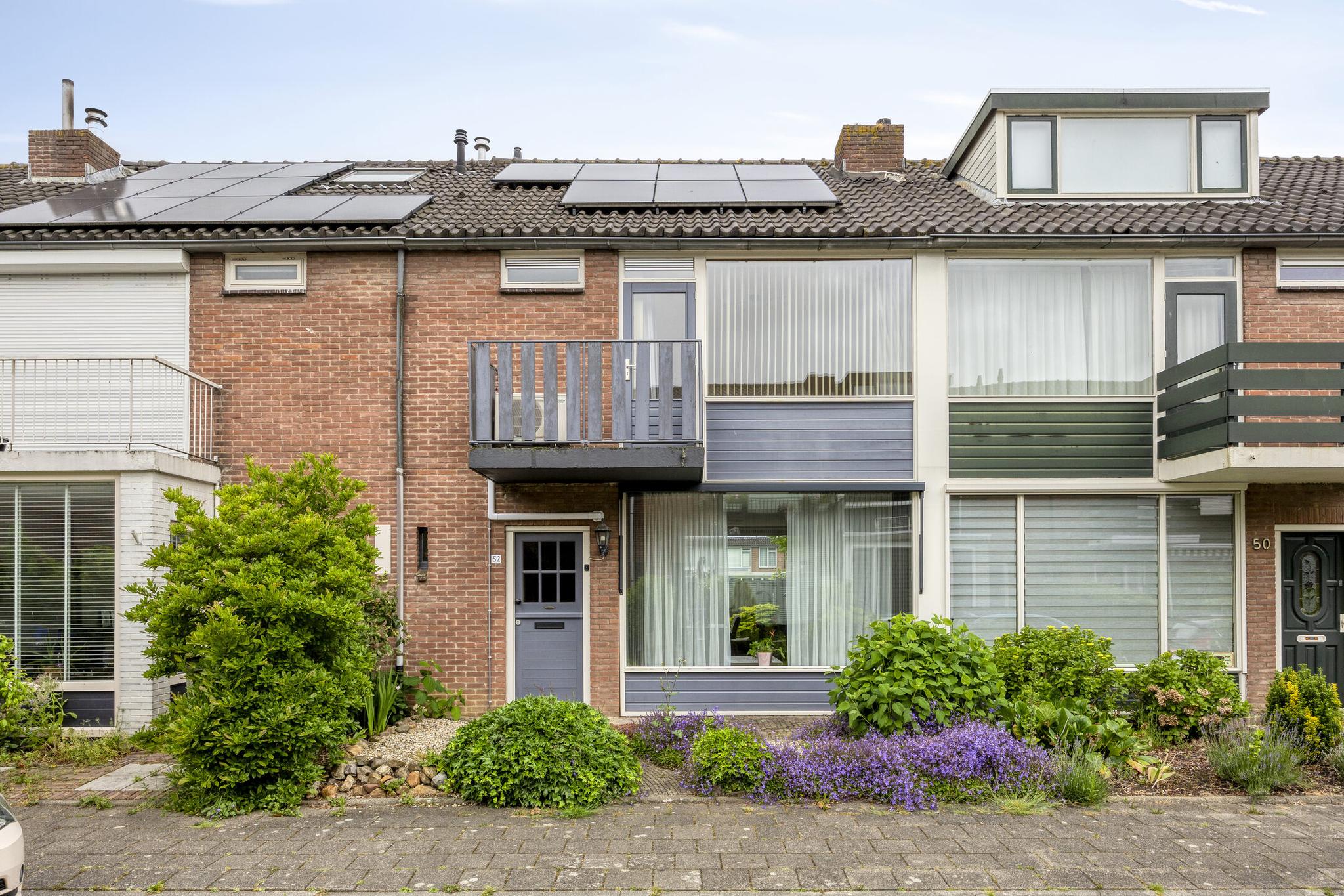 Warmoeziershof 52