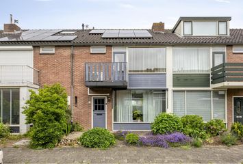 Warmoeziershof 52, HENDRIK-IDO-AMBACHT