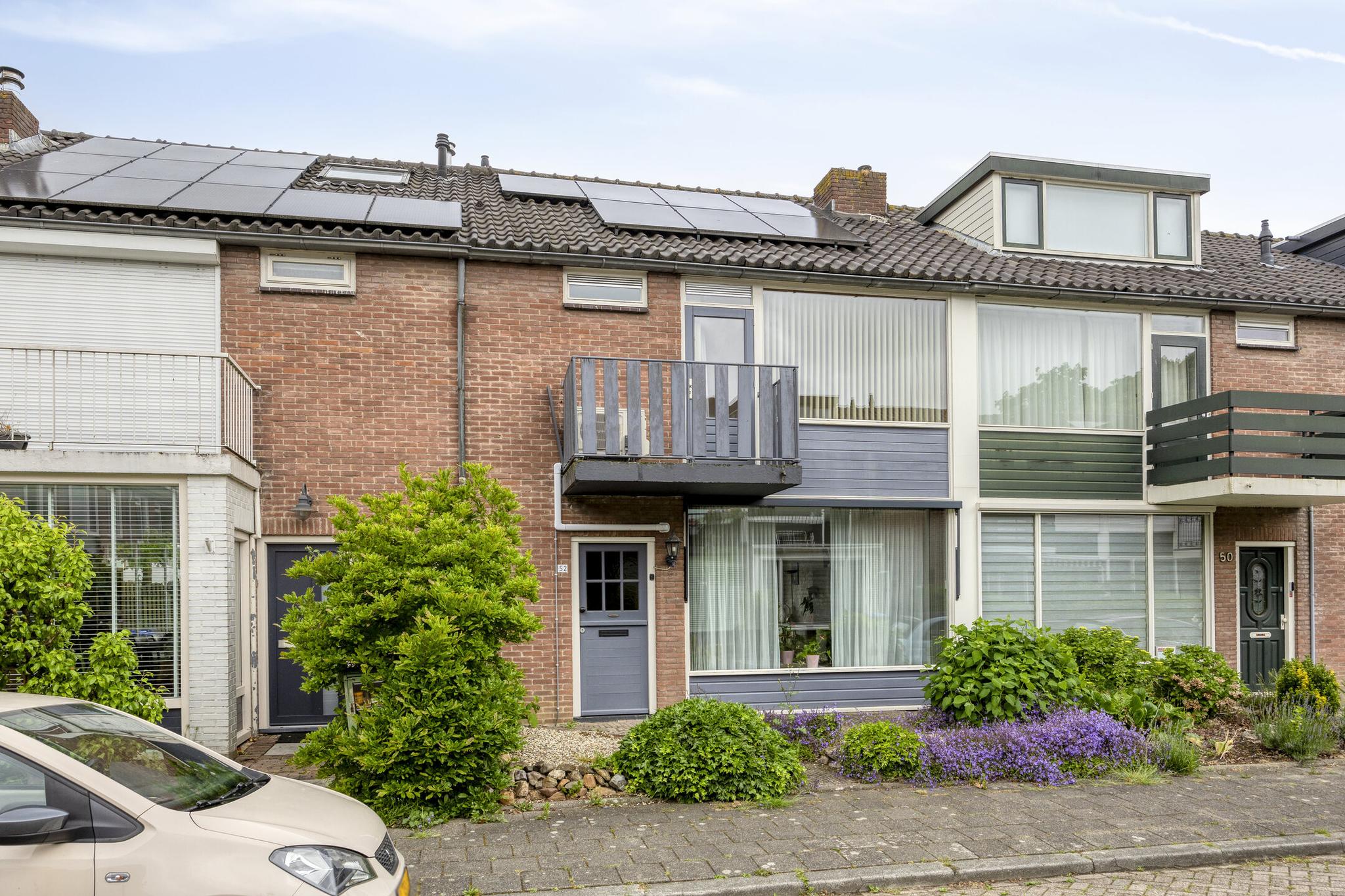 Warmoeziershof 52