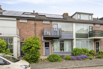 Warmoeziershof 52, HENDRIK-IDO-AMBACHT