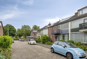 Warmoeziershof 52, HENDRIK-IDO-AMBACHT