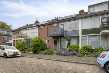 Warmoeziershof 52, HENDRIK-IDO-AMBACHT
