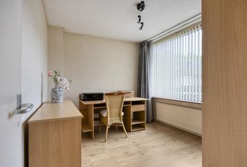 Warmoeziershof 52, HENDRIK-IDO-AMBACHT