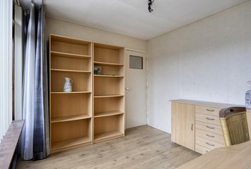 Warmoeziershof 52, HENDRIK-IDO-AMBACHT