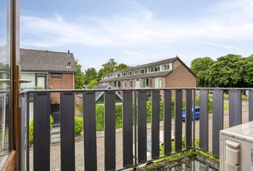 Warmoeziershof 52, HENDRIK-IDO-AMBACHT