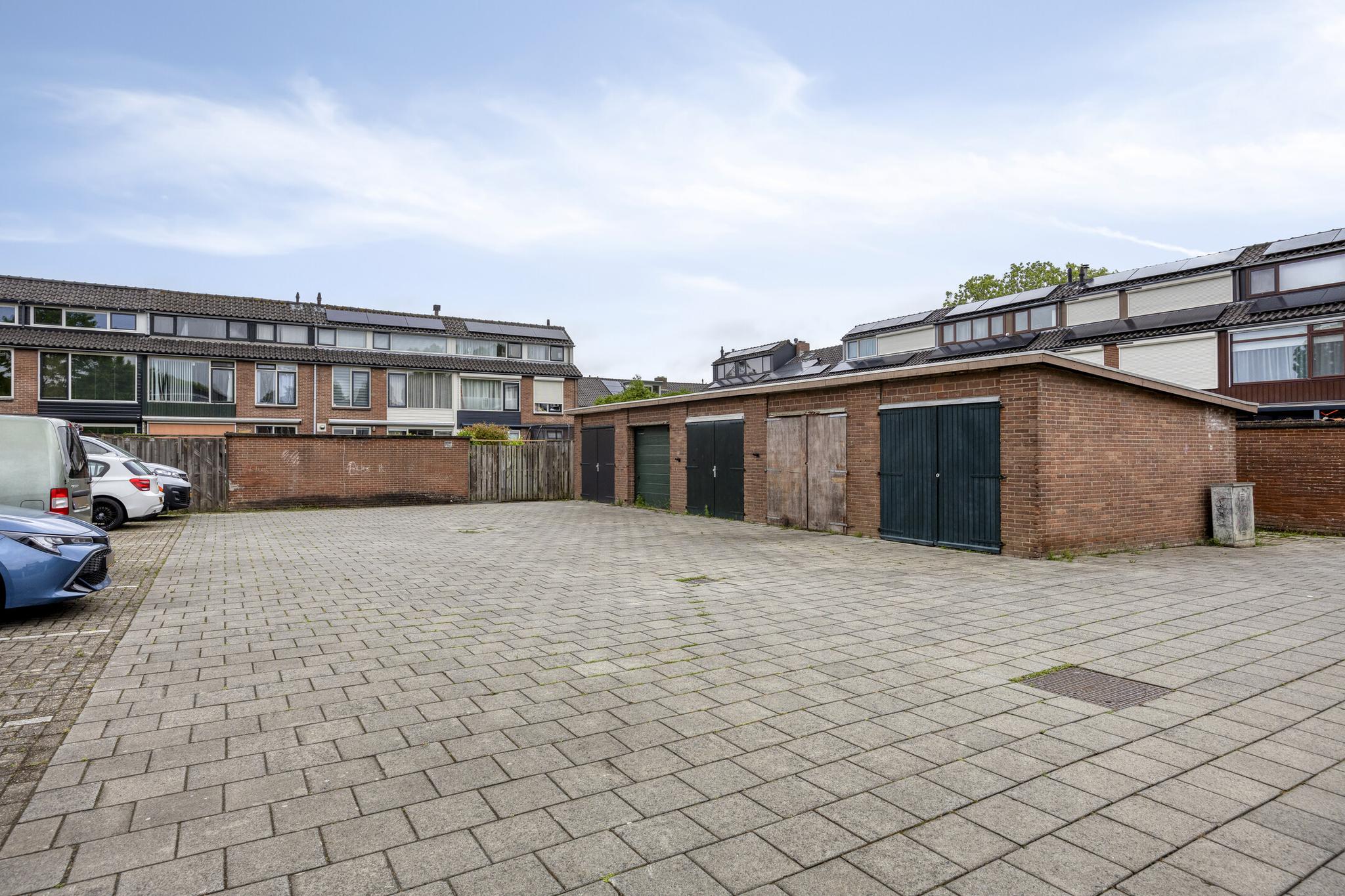 Warmoeziershof 52