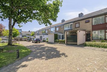 Eemsteyn 9, HENDRIK-IDO-AMBACHT