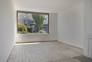 Troelstrastraat 16, ALBLASSERDAM
