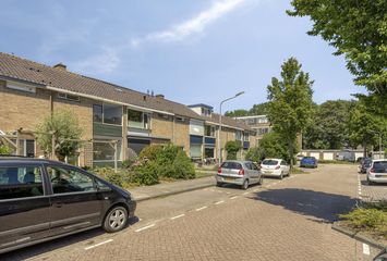 Troelstrastraat 16, ALBLASSERDAM