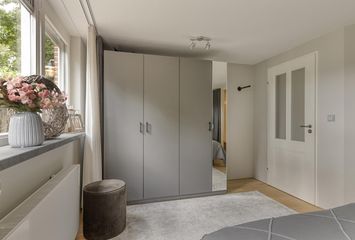 Ferdinand Bolstraat 24, HENDRIK-IDO-AMBACHT