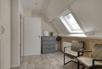 Ferdinand Bolstraat 24, HENDRIK-IDO-AMBACHT