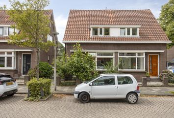 Oranjestraat 8, HENDRIK-IDO-AMBACHT