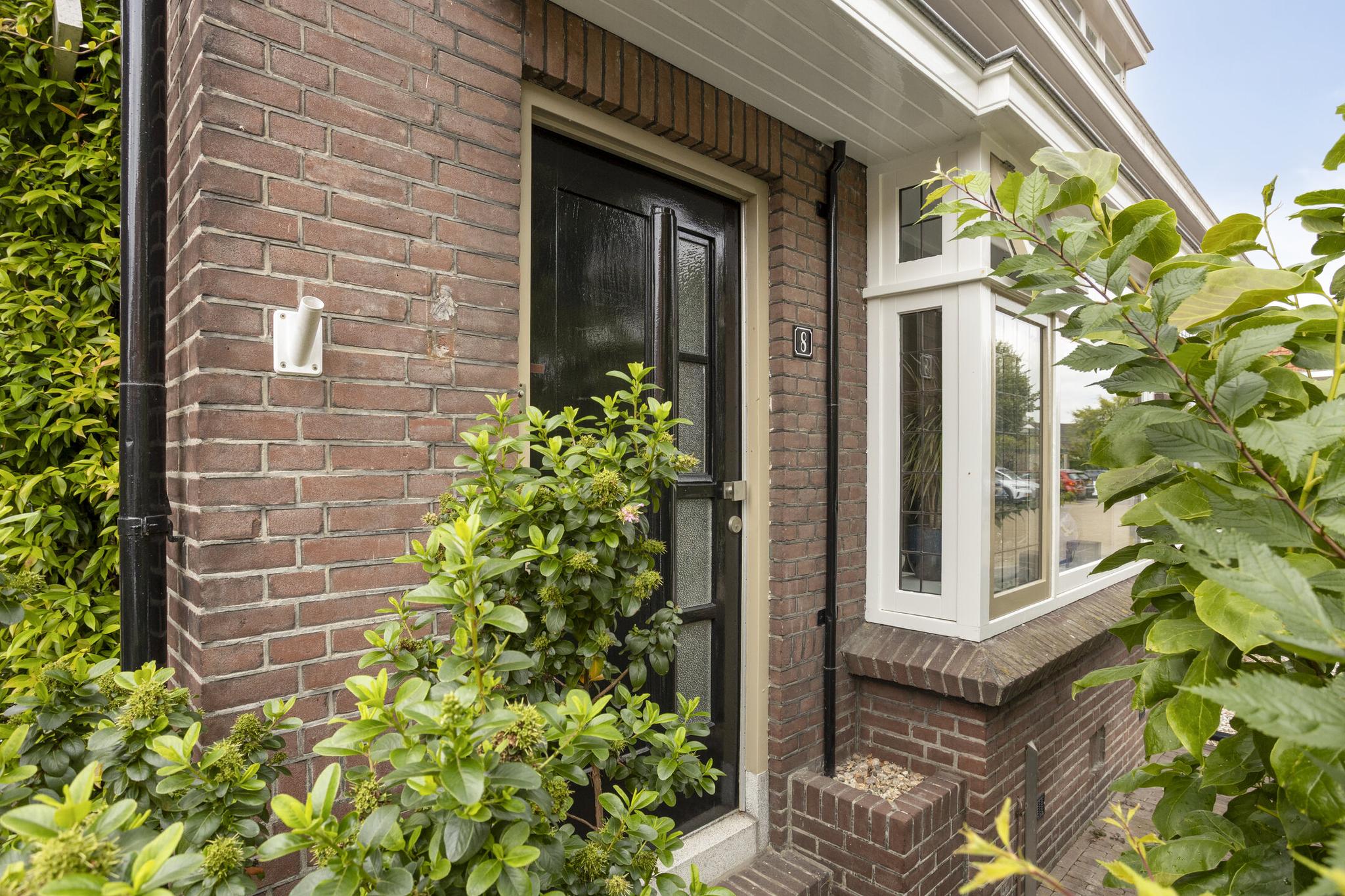 Oranjestraat 8