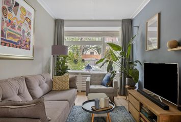 Oranjestraat 8, HENDRIK-IDO-AMBACHT