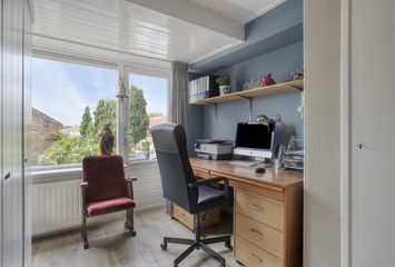 Oranjestraat 8, HENDRIK-IDO-AMBACHT
