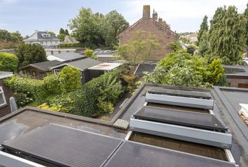 Oranjestraat 8, HENDRIK-IDO-AMBACHT