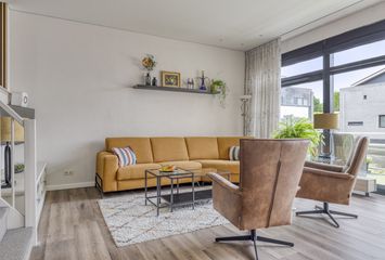 P.C. Hooftsingel 66, HENDRIK-IDO-AMBACHT