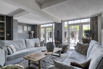 Van Kijfhoekstraat 31, HENDRIK-IDO-AMBACHT