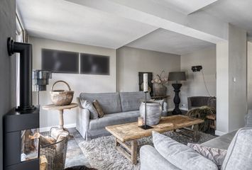Van Kijfhoekstraat 31, HENDRIK-IDO-AMBACHT