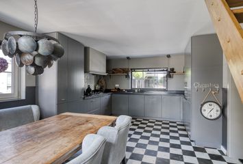 Van Kijfhoekstraat 31, HENDRIK-IDO-AMBACHT