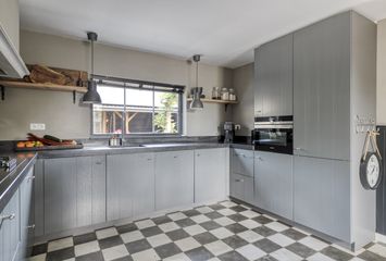 Van Kijfhoekstraat 31, HENDRIK-IDO-AMBACHT