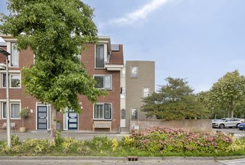 Agnes Bartoutslaan 84, HENDRIK-IDO-AMBACHT