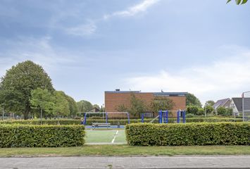 Agnes Bartoutslaan 84, HENDRIK-IDO-AMBACHT