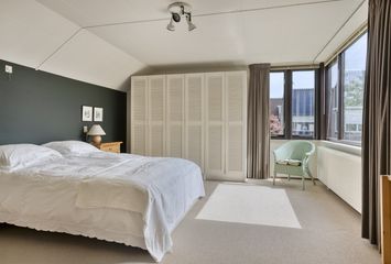 Monnen-bogerd 7, HENDRIK-IDO-AMBACHT