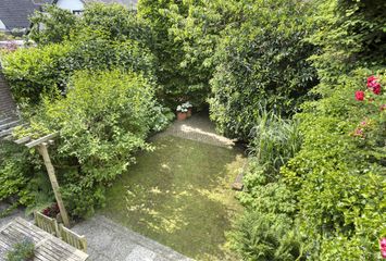 Monnen-bogerd 7, HENDRIK-IDO-AMBACHT