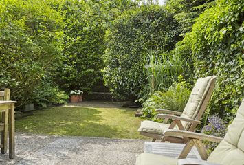 Monnen-bogerd 7, HENDRIK-IDO-AMBACHT