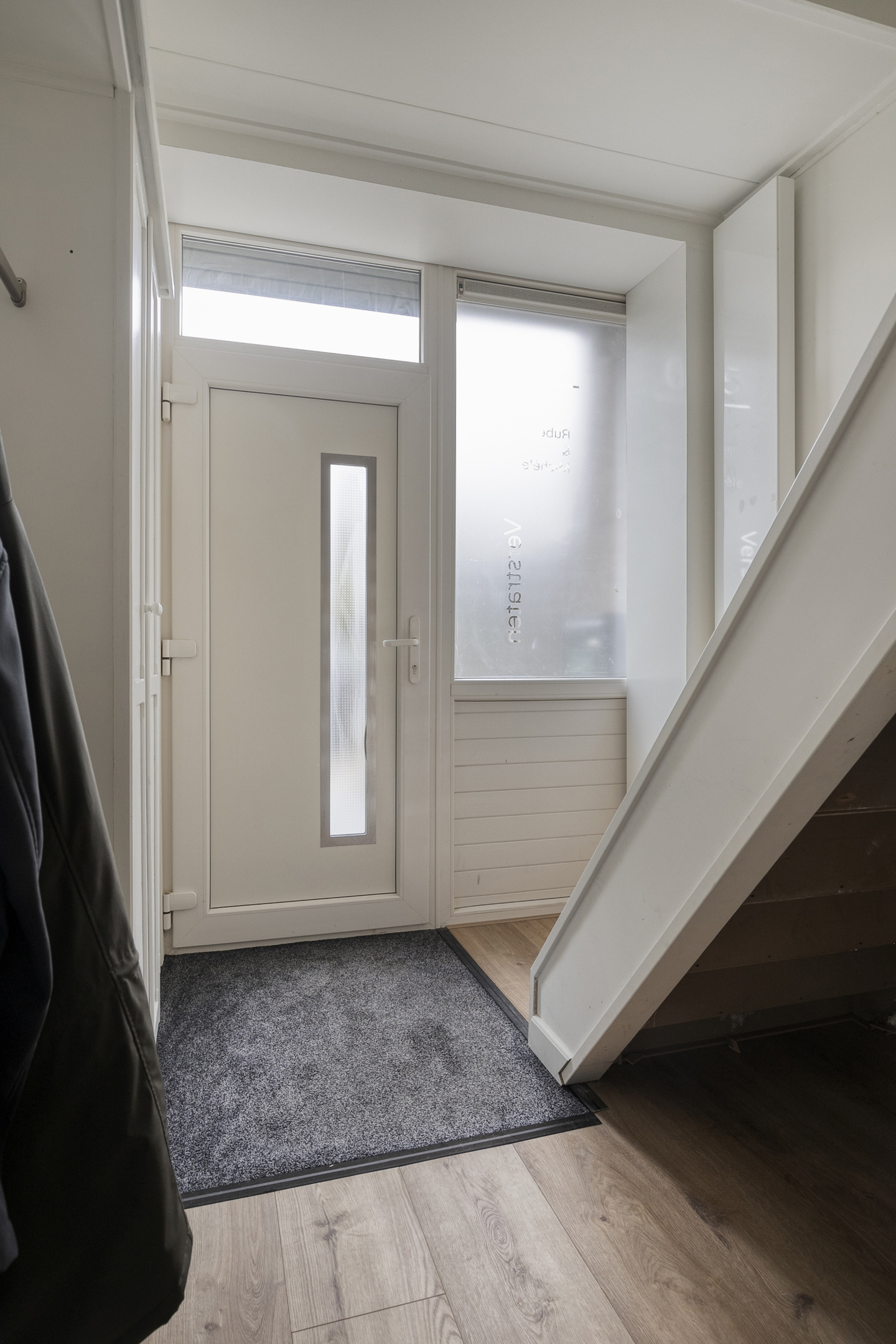 Warmoeziershof 65